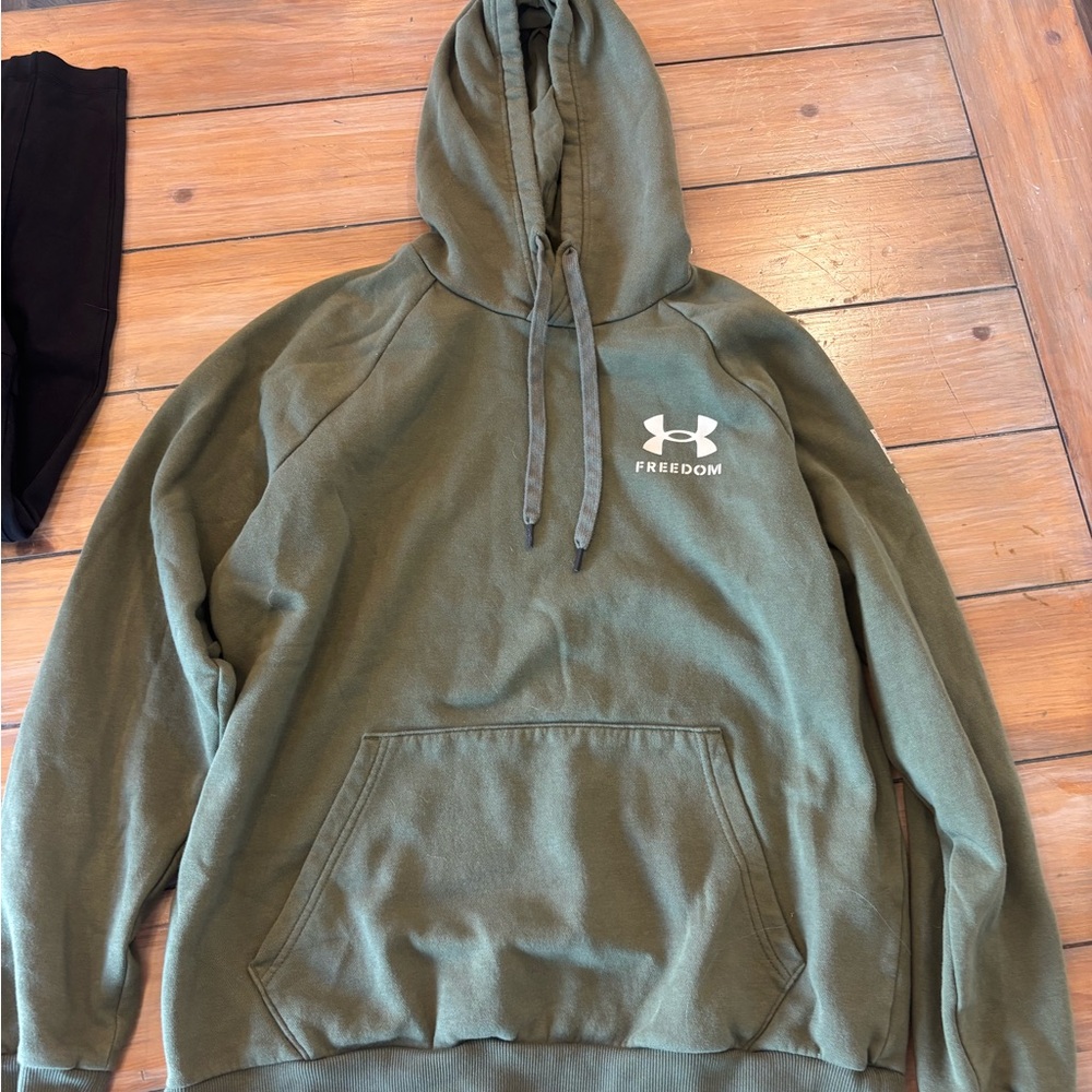 Under Armour Olive Hooded Pullover Sweatshirt